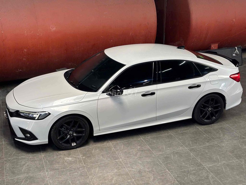 Civic-Rs sx 2023 full lịch sử hãng màu trắng camay. Mua bán Ô tô tại Huyện Hóc Môn Tp Hồ Chí Minh được đăng bởi Kavin tran hình 10