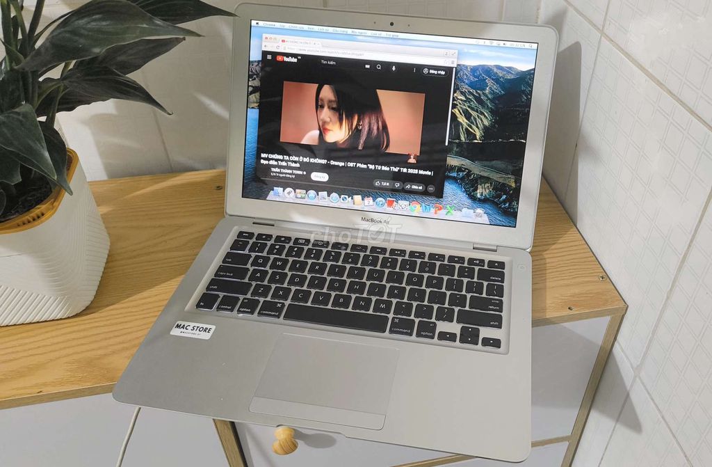 MacBook Air đời 2009, cấu hình trải nghiệm macOS