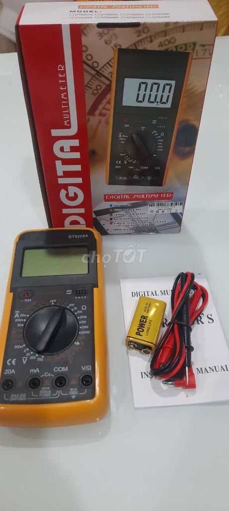 - Đồng hồ đo vạn năng Digital DT9205A
