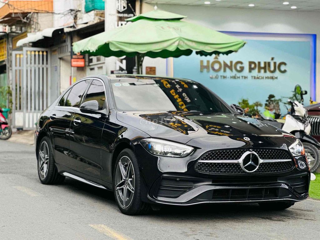 Mercedes C300 AMG Model 2023 Đen