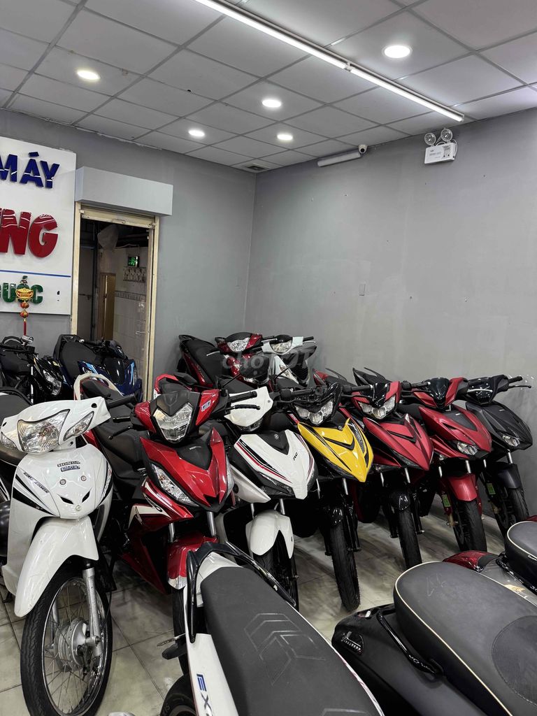 BÁN XE MÁY CŨ HỔ TRỢ TRẢ GÓP BAO NỢ XẤU. Mua bán Xe máy tại Thành phố Thủ Đức Tp Hồ Chí Minh được đăng bởi Xe Máy Nguyễn Phụng hình 5