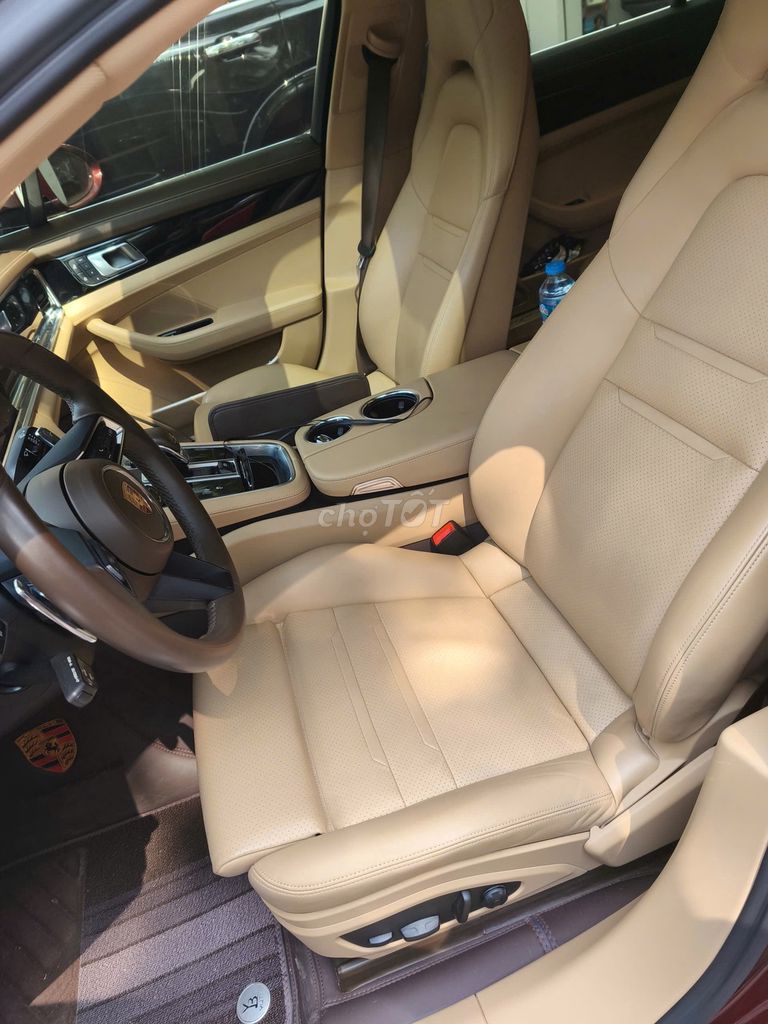 Porsche Panamera4 đỏ mận 2021. Mua bán Ô tô tại Quận Long Biên Hà Nội được đăng bởi Long Biên Cars hình 12
