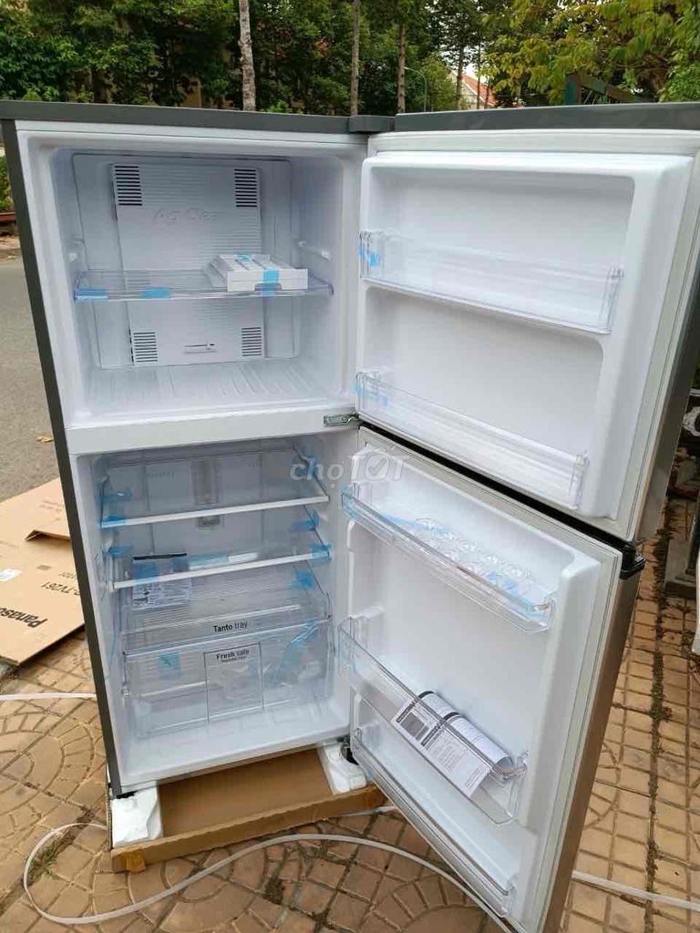 Tủ lạnh Panasonic Inverter 234 lít NR - TV261APSV