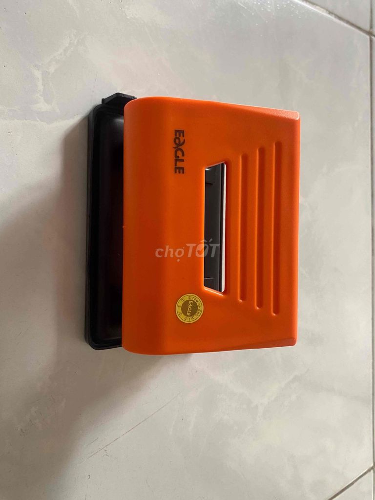 Bấm lỗ giấy Eagle Cam Đã sử dụng. Mua bán Đồ dùng văn phòng tại Quận Tân Phú Tp Hồ Chí Minh được đăng bởi Ngọc Tín hình 1