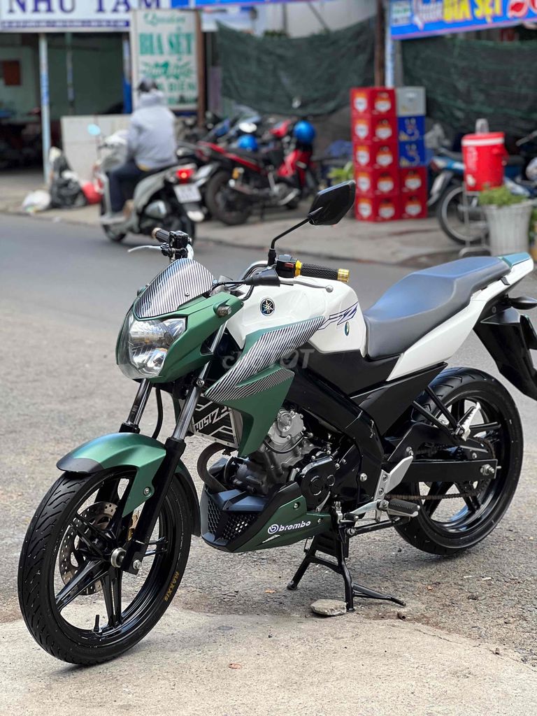 Cần bán Yamaha FZ150i ĐK 2015 BTC xe đẹp Zin