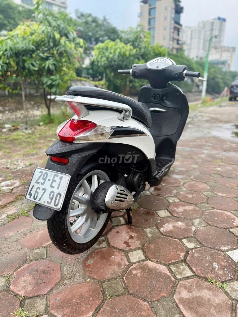 Liberty 2012 ie kim phun điện tử. Mua bán Xe máy tại Quận Hoàng Mai Hà Nội được đăng bởi Trường Giang Phạm hình 3