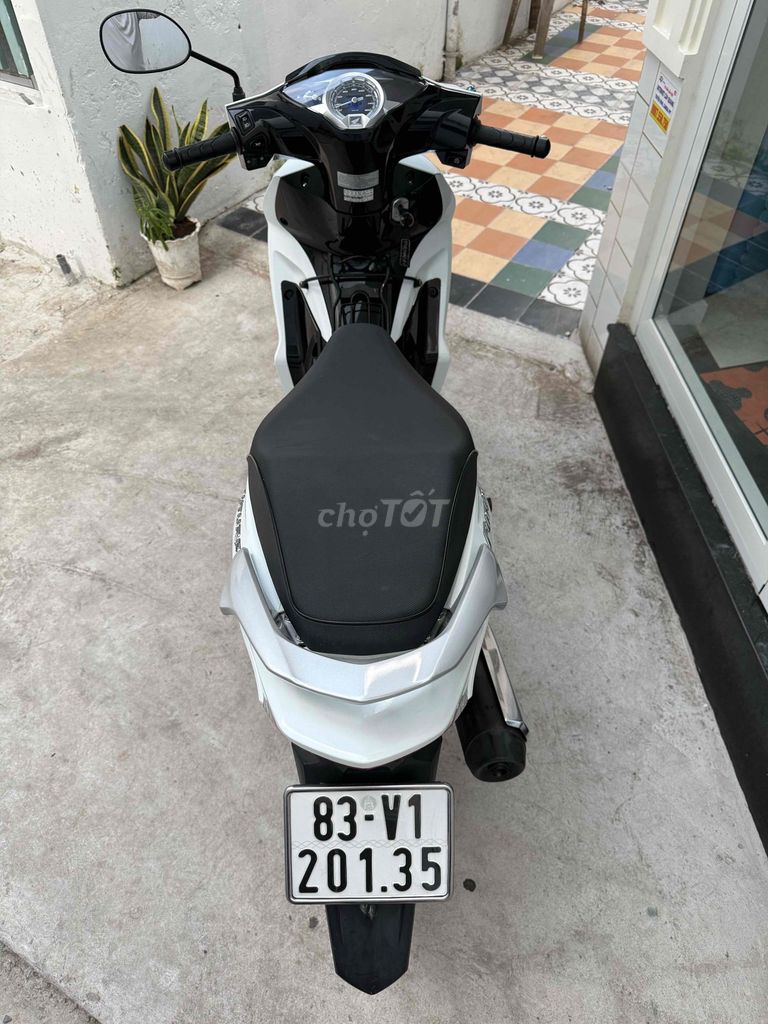 Honda Future 2022 Trắng máy zin. Mua bán Xe máy tại Quận Ninh Kiều Cần Thơ được đăng bởi CHXM Thanh Hồng hẻm 233 hình 3