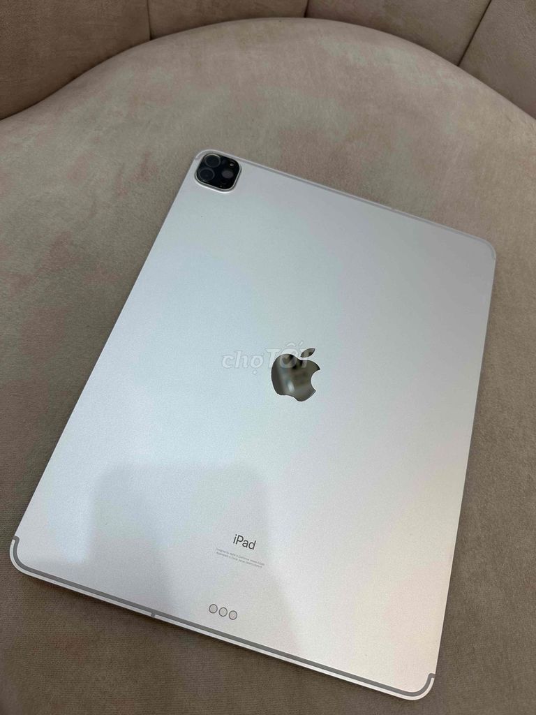 Apple iPad Pro 12.9 inch 128GB Bạc. Mua bán Máy tính bảng tại Thành phố Biên Hòa Đồng Nai được đăng bởi Cẩm Trương hình 1