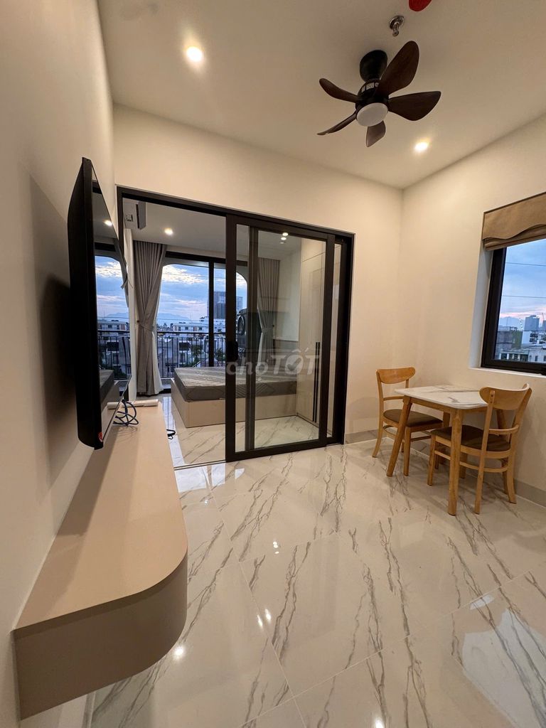 Rent · 11 bd · 180 м² · Quận Ngũ Hành Sơn, ул. Đường Trường Sa