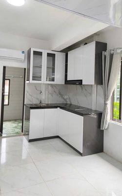 Bán nhà Tập thể tại phố Trần Hưng Đạo, Hoàn Kiếm. Sổ đỏ riêng, lô góc 
