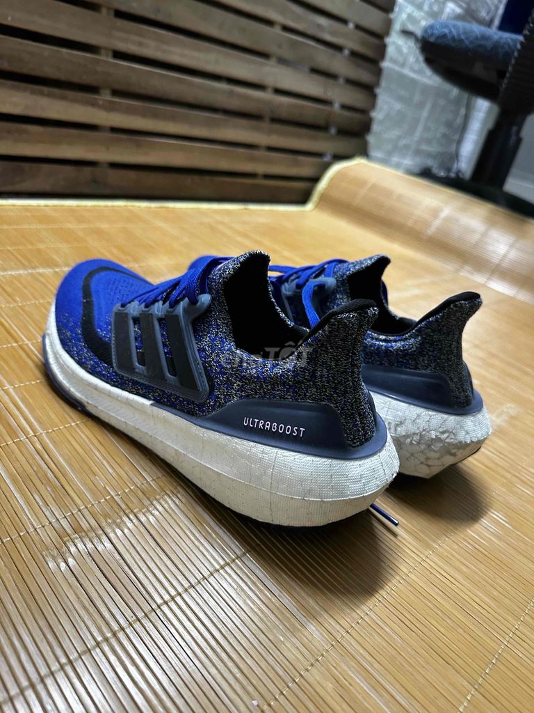 Giày Adidas Ultraboost Light shoes