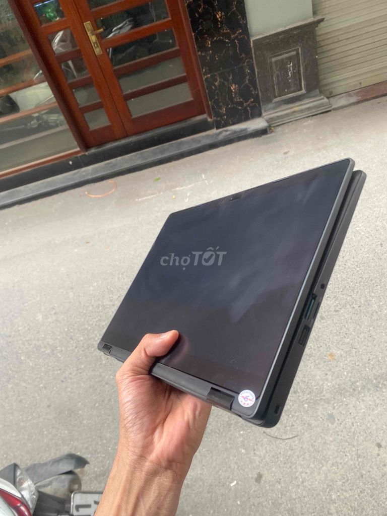 Dell 5300 2 in 1 I5 Gen 8 13.3 inch 8GB/256GB. Mua bán Laptop tại Quận Hoàng Mai Hà Nội được đăng bởi Laptop Giá Rẻ Hà Nội hình 1