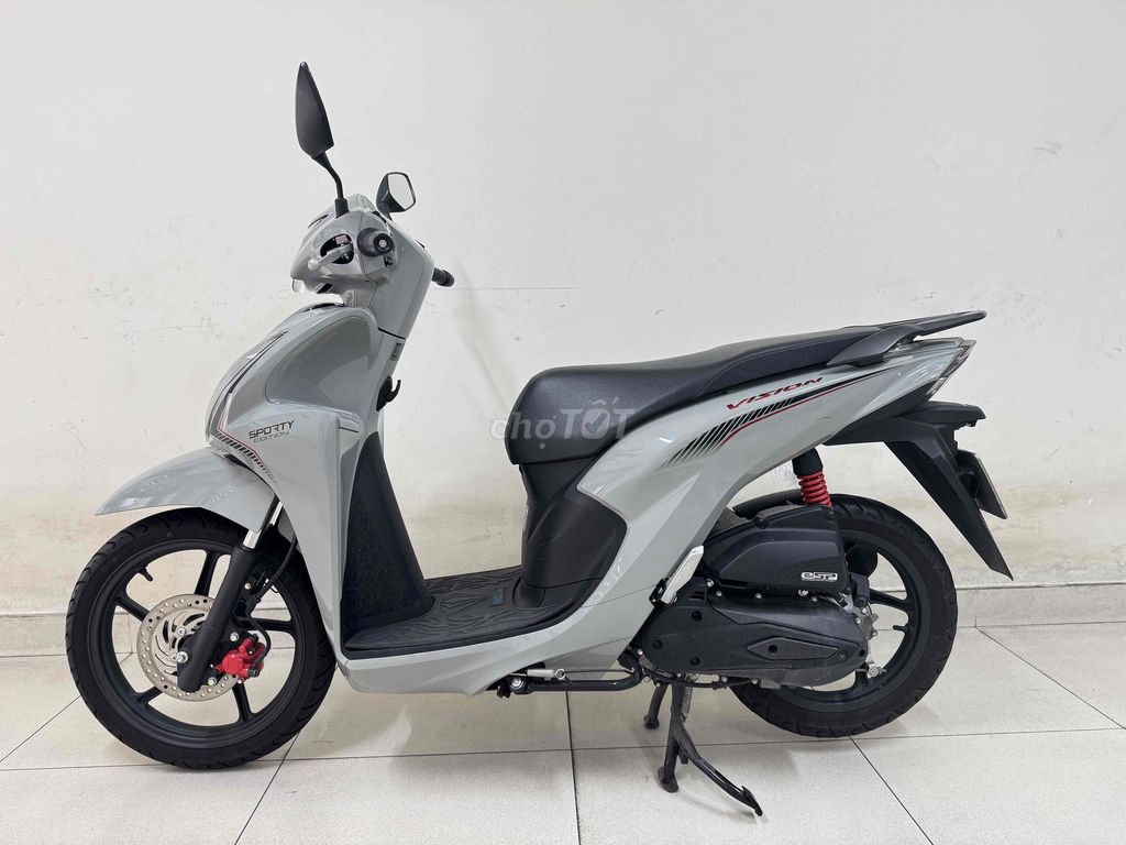 bán xe honda vision sport màu xám. Mua bán Xe máy tại Quận 3 Tp Hồ Chí Minh được đăng bởi Linh Nguyen hình 2