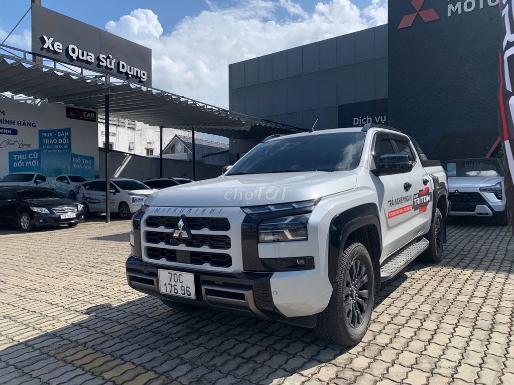 Mitsubishi Triton 2024 Trắng 30.000km. Mua bán Ô tô tại Quận Tân Phú Tp Hồ Chí Minh được đăng bởi Hoanganh Nguyendinh hình 8