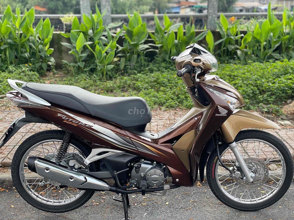 đưa trước 10 củ nhận xe. Mua bán Xe máy tại Quận 8 Tp Hồ Chí Minh được đăng bởi thái hoàng hình 4