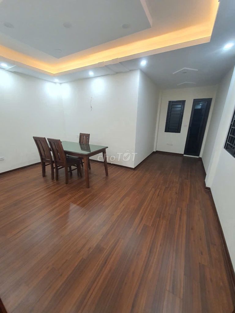 BÁN NHÀ ĐẸP, THOÁNG TRƯỚC SAU, CÁCH PHỐ 30M,