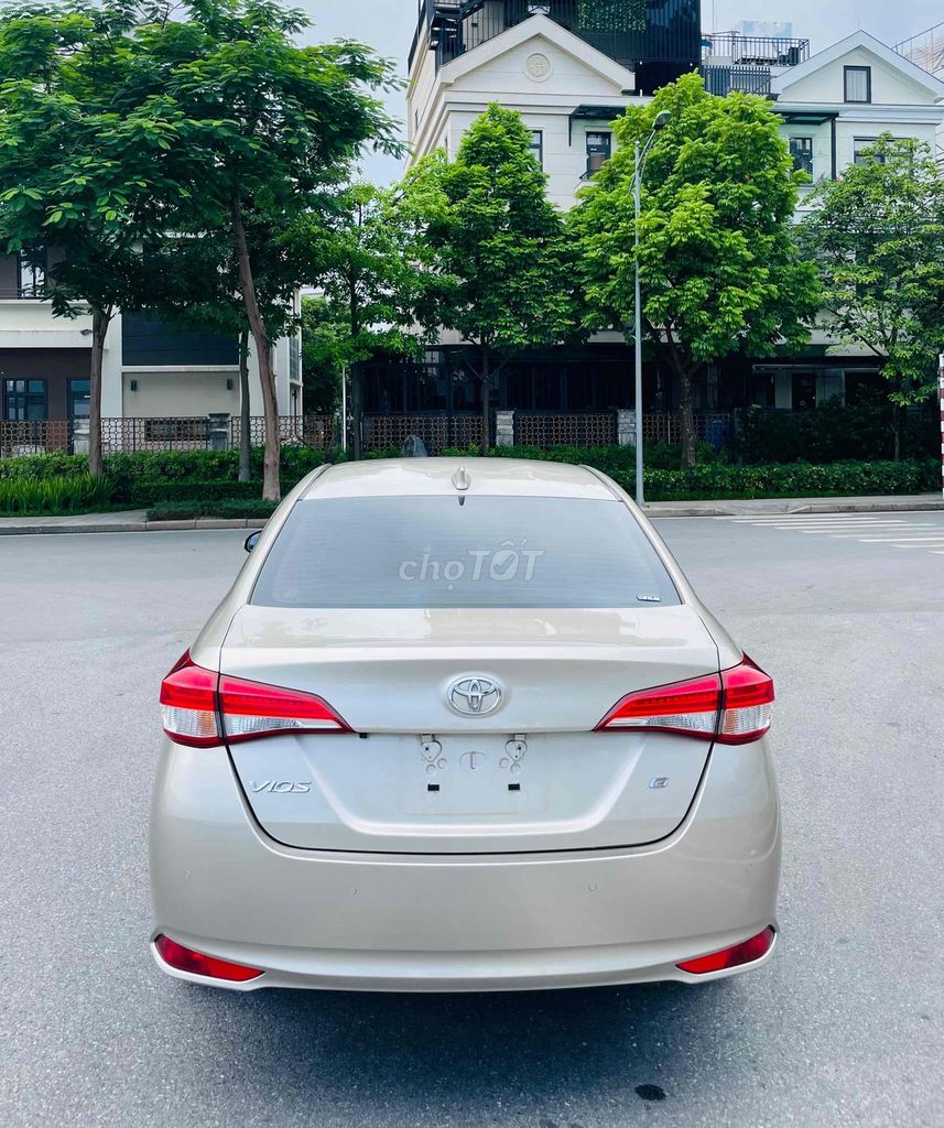 Toyota Vios 2022 G 1.5 CVT - Nâu Vàng. Mua bán Ô tô tại Quận Cầu Giấy Hà Nội được đăng bởi CHỢ ÔTÔ CẦU GIẤY hình 6