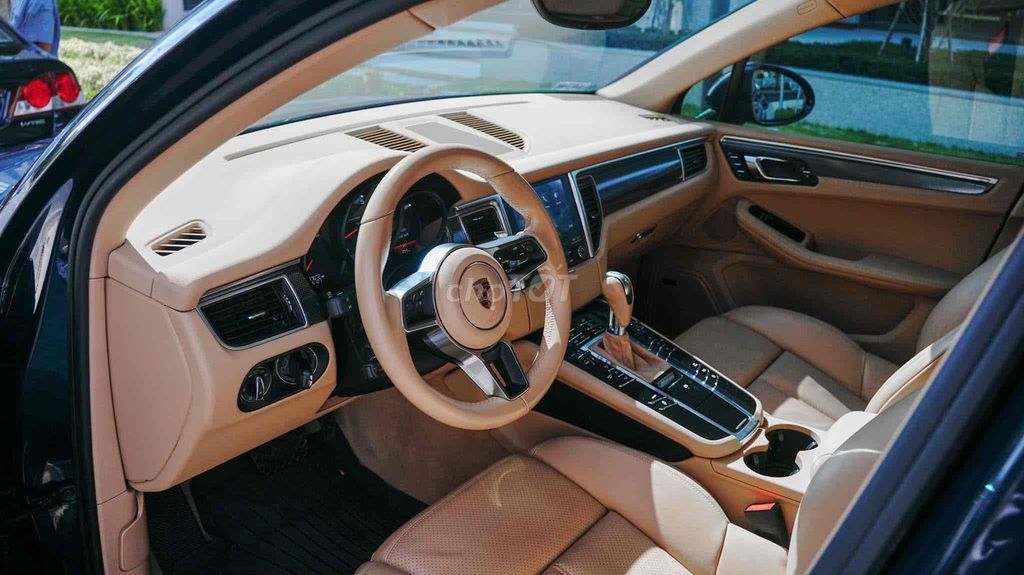 Porsche Macan 2016 2.0 AT - 48000 km. Mua bán Ô tô tại Quận Tân Phú Tp Hồ Chí Minh được đăng bởi Phước Nguyễn hình 3