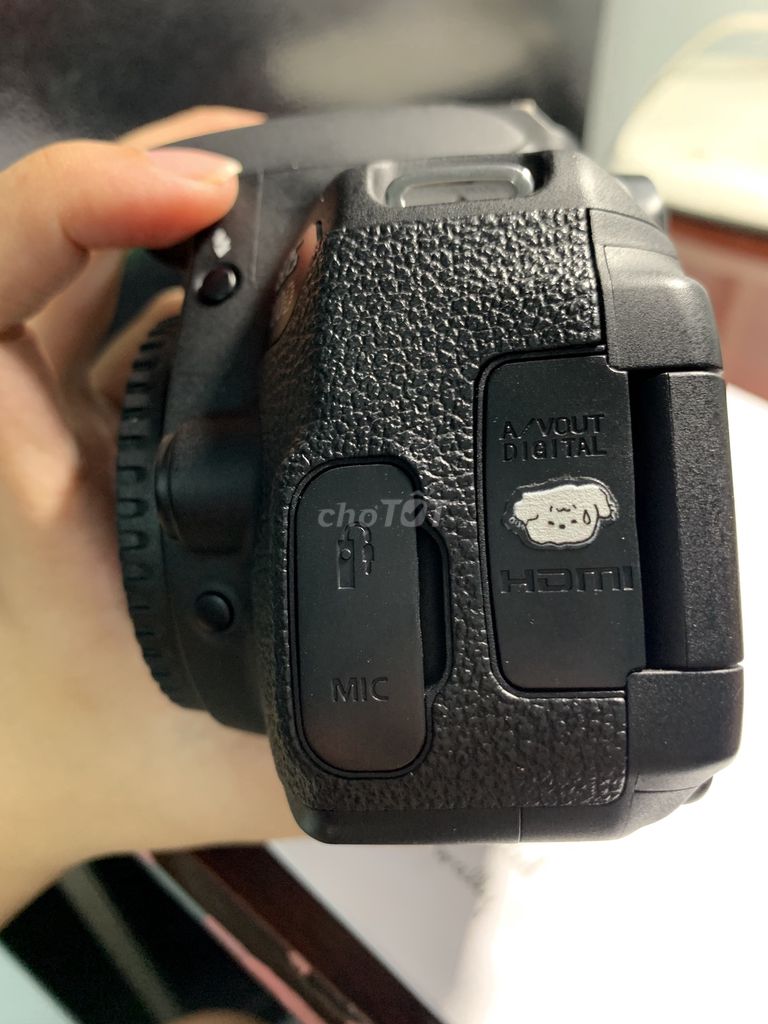 Máy ảnh Canon EOS 700D DSLR Đen. Mua bán Máy ảnh, Máy quay tại Quận Ninh Kiều Cần Thơ được đăng bởi Tiên Tiên  hình 1