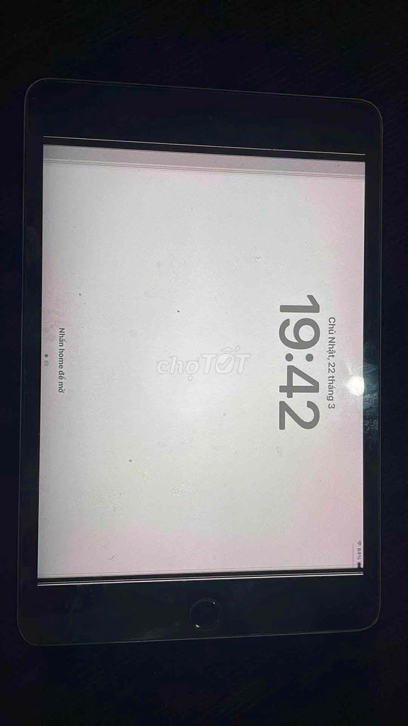 iPad Mini 5 sọc màn cảm ứng tốt. Mua bán Máy tính bảng tại Thành phố Buôn Ma Thuột Đắk Lắk được đăng bởi Tiến Đạt hình 1