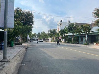 Nhà Bán mặt tiền cho thuê gần sổ xố Bình Dương, 1 trệt 2 lầu ngang 10m. Mua bán văn phòng, mặt bằng kinh doanh tại Thành phố Thủ Dầu Một Bình Dương được đăng bởi QUỐC THÁI BDS