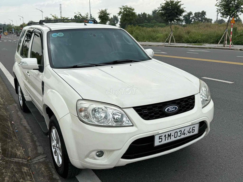 Ford Escape 2011 2.3L XLS 4x2 Trắng. Mua bán Ô tô tại Thành phố Thủ Dầu Một Bình Dương được đăng bởi  Trung Tin Used Car hình 5