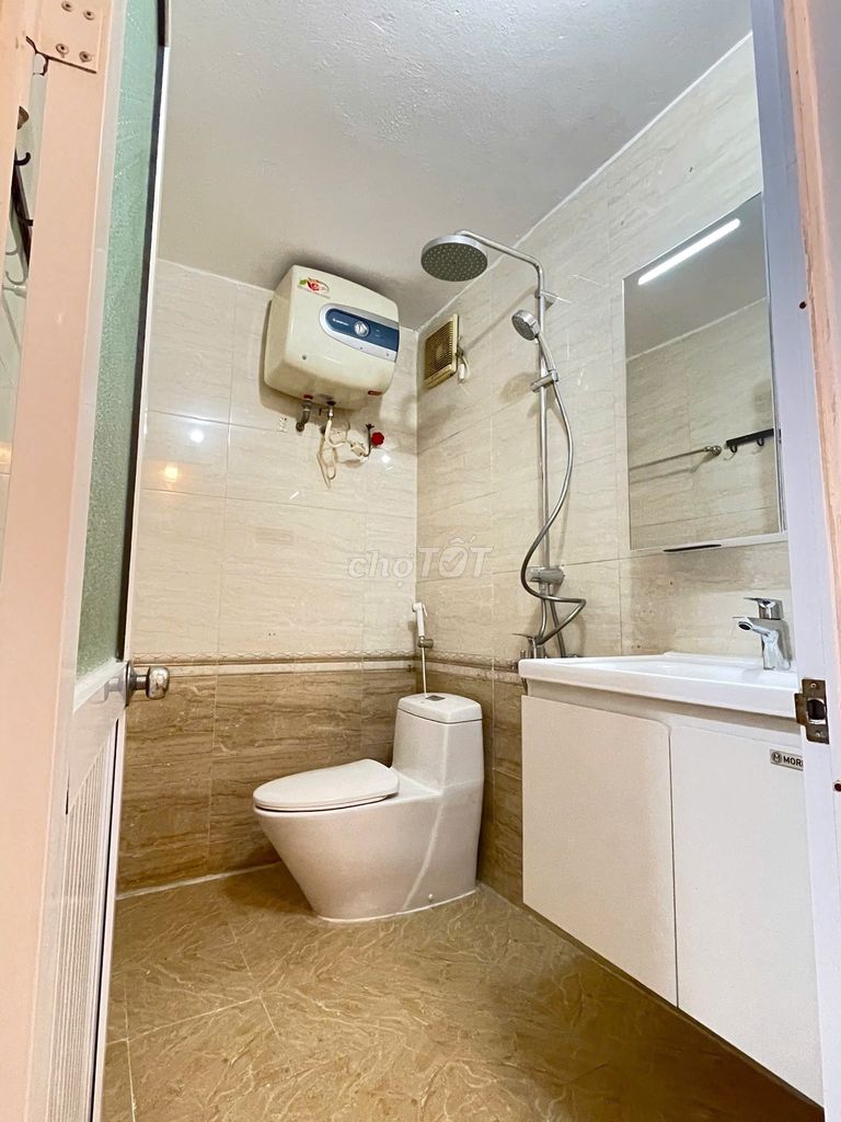 Bán nhà Mạc Thị Bưởi 5 tầng ô tô 10 tỷ