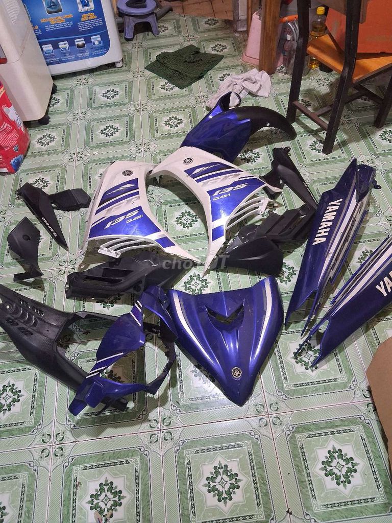 Dàn áo Yamaha Exciter 135 Xanh trắng. Mua bán Phụ tùng xe tại Quận 12 Tp Hồ Chí Minh được đăng bởi trần hải đăng hình 1