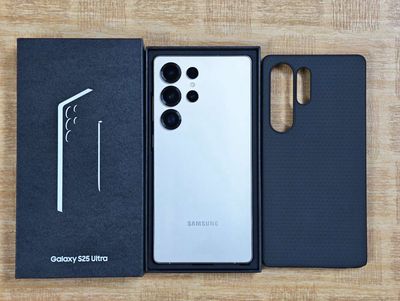 Samsung Galaxy S25 Ultra 12GB/256GB Titan