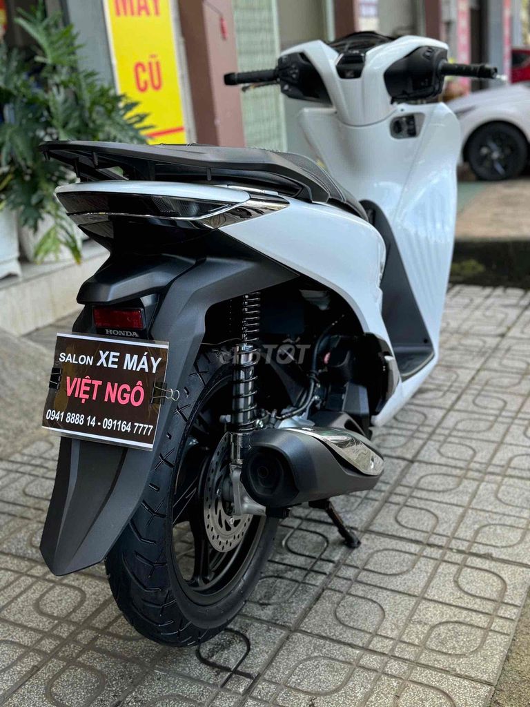Honda SH Nam 125cc 2021 Trắng đen Sporty. Mua bán Xe máy tại Thành phố Buôn Ma Thuột Đắk Lắk được đăng bởi Ngô quốc Việt  hình 2