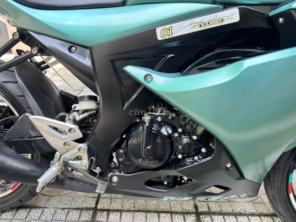 Suzuki GSX R150 2018 на собственнике с номерами провинции 60