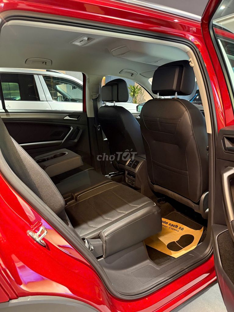 Volkswagen Tiguan Platinum 2022  - 1000 km. Mua bán Ô tô tại Quận 1 Tp Hồ Chí Minh được đăng bởi Hạnh Bất Động Sản hình 4