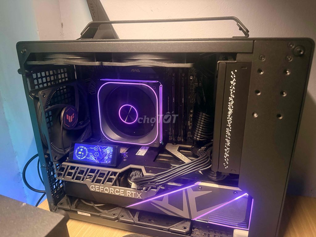 Máy tính để bàn R5 7500F RTX 5070TI Đen. Mua bán Máy tính để bàn tại Quận Bình Thuỷ Cần Thơ được đăng bởi Cường hình 1