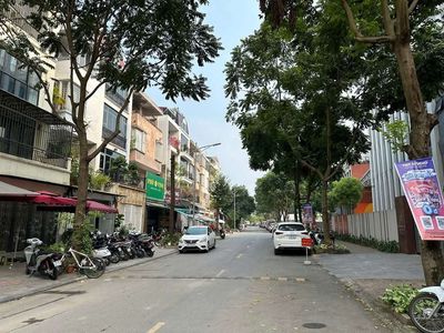 CHÍNH CHỦ GỬI BÁN LIỀN KỀ VĂN PHÚ-NGAY CỘT ĐỒNG HỒ,DT 90M,GIÁ ĐẦU TƯ. Mua bán nhà ở tại Quận Hà Đông Hà Nội được đăng bởi Thaovt