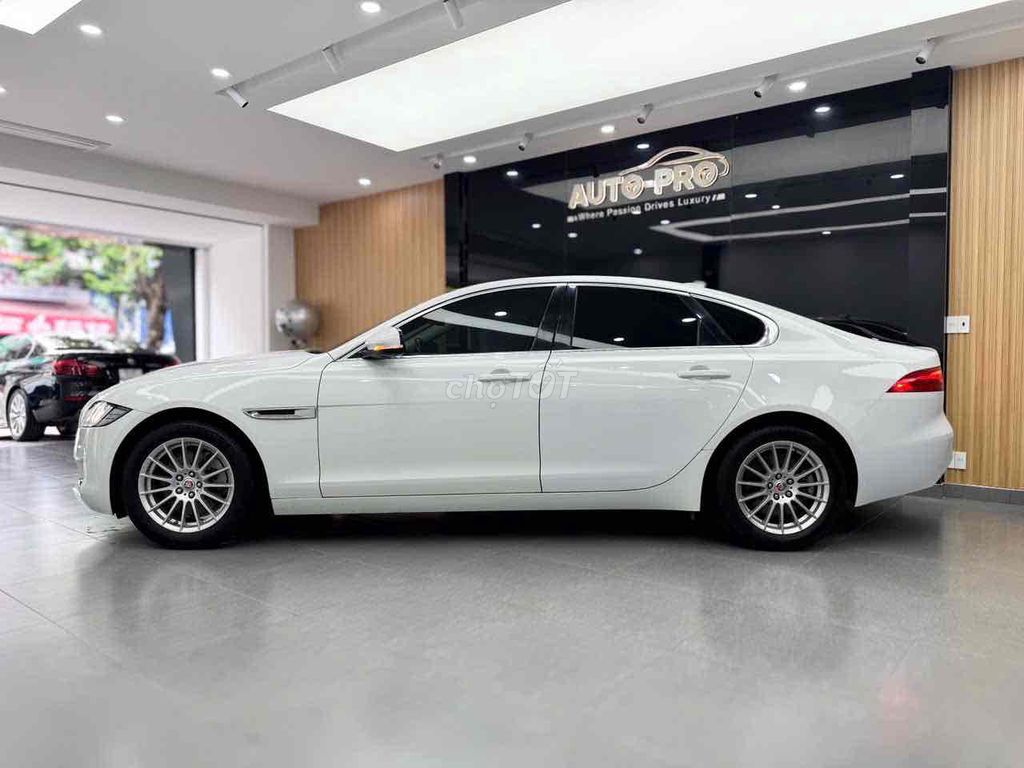 Jaguar XF 2016 Prestige 2.0 AT - 380000 km. Mua bán Ô tô tại Quận 7 Tp Hồ Chí Minh được đăng bởi Hoàng Anh Tuấn hình 3