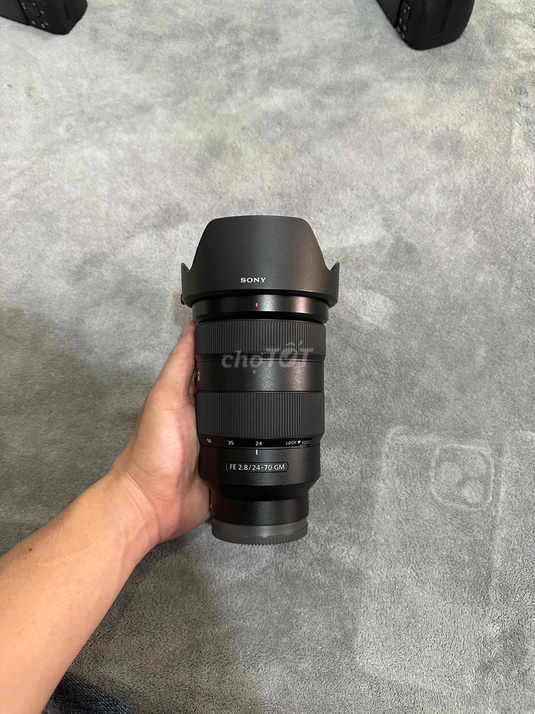 Sony 24-70 F2.8 GM đẹp 99%