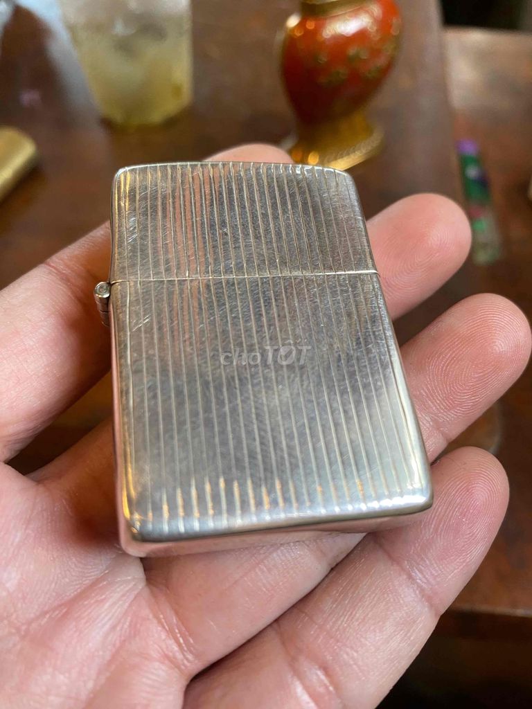 zippo bạc khối chữ xéo 8 x