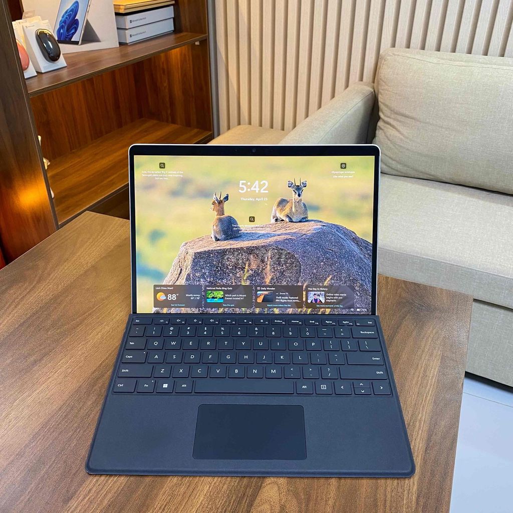 Surface Pro 8 LTE. Mua bán Laptop tại Thành phố Thủ Đức Tp Hồ Chí Minh được đăng bởi Vũ Surface hình 1