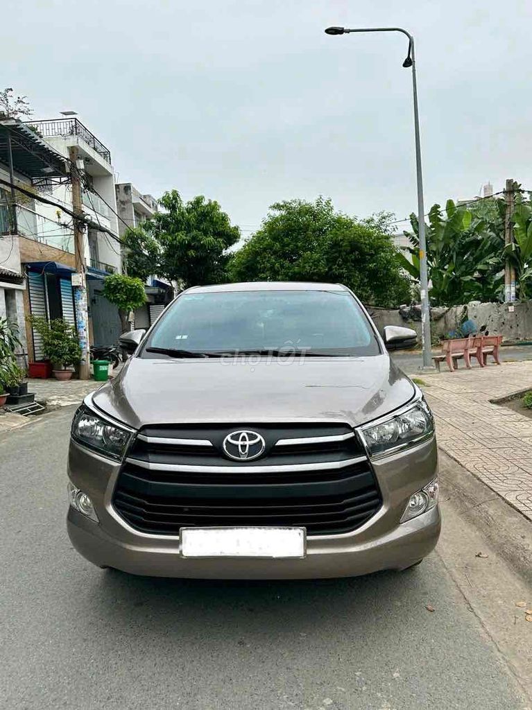 Toyota Innova 2020 2.0E - 85000 km