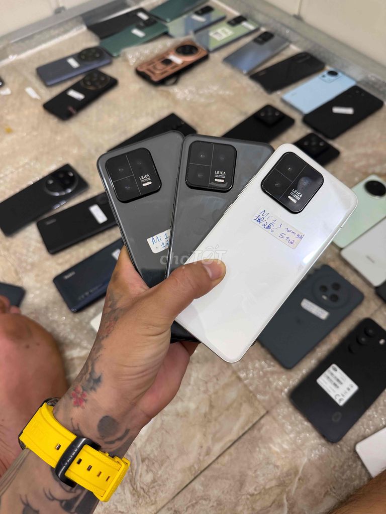 Xiaomi 13  256GB Đen, Trắng. Mua bán Điện thoại tại Quận Tân Bình Tp Hồ Chí Minh được đăng bởi Nguyễn Thắng Mobile hình 1