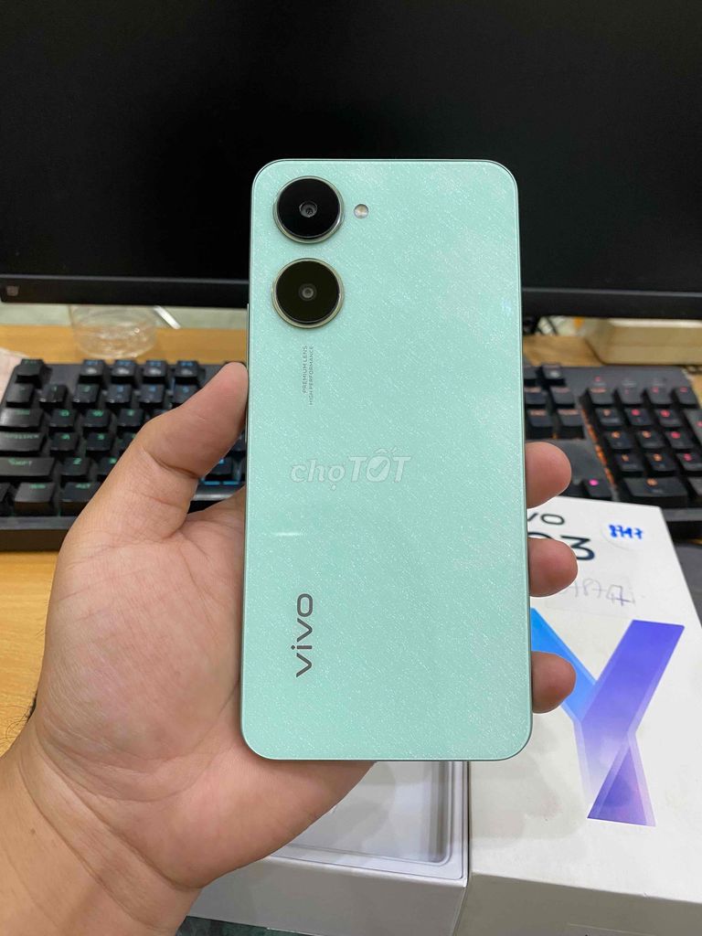 Vivo Y03 4GB/128GB Full Box BH 9/2025 TGDĐ