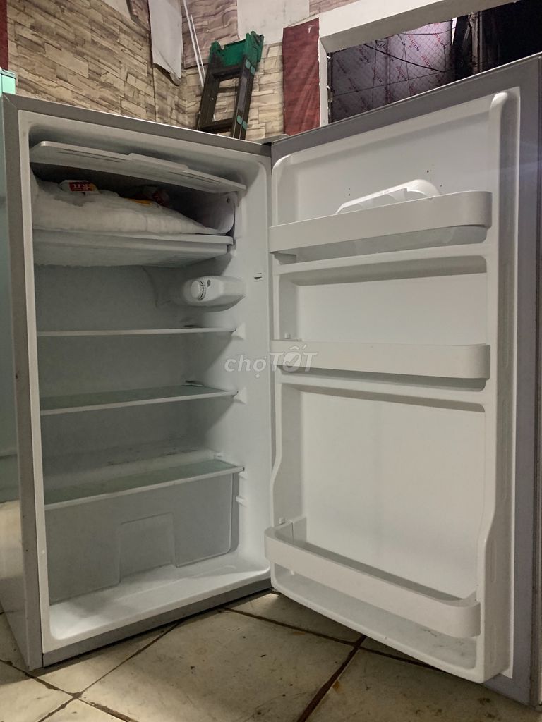 0869259005 - Tủ lạnh 90l mới 99%