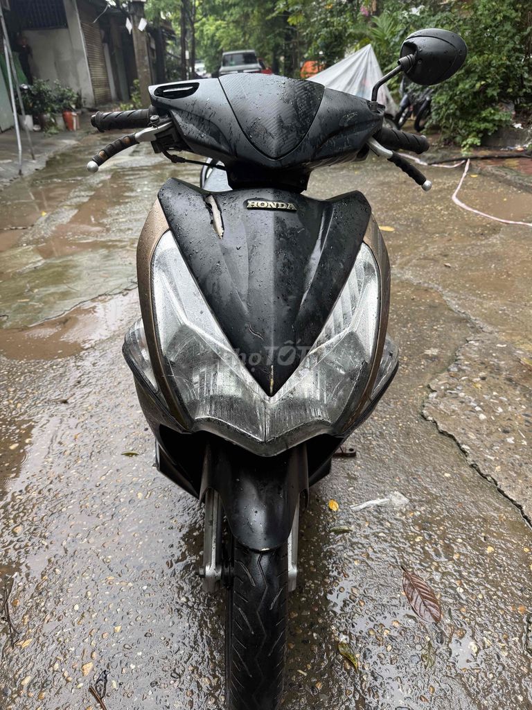 Honda Air Blade черный, золото