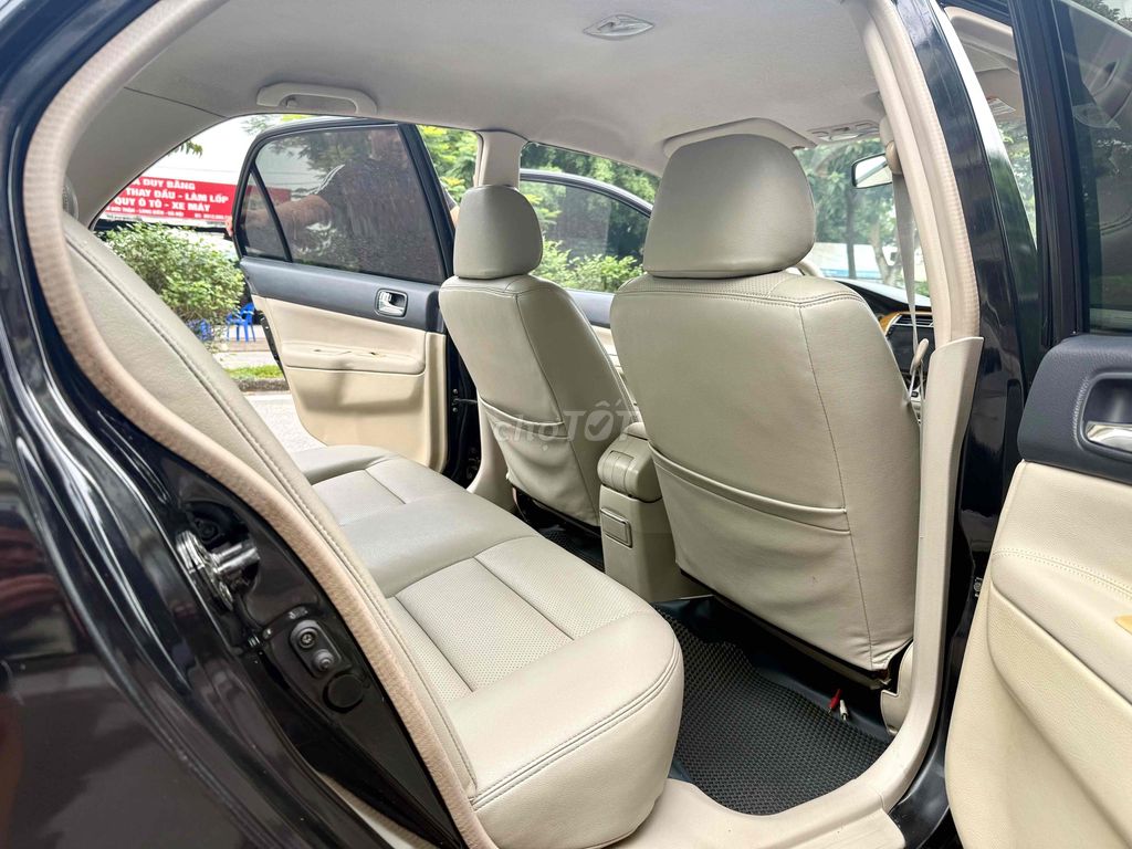 Mitsubishi Lancer 2005 Gala 2.0 AT - 138000 km. Mua bán Ô tô tại Quận Long Biên Hà Nội được đăng bởi Thế Anh hình 11