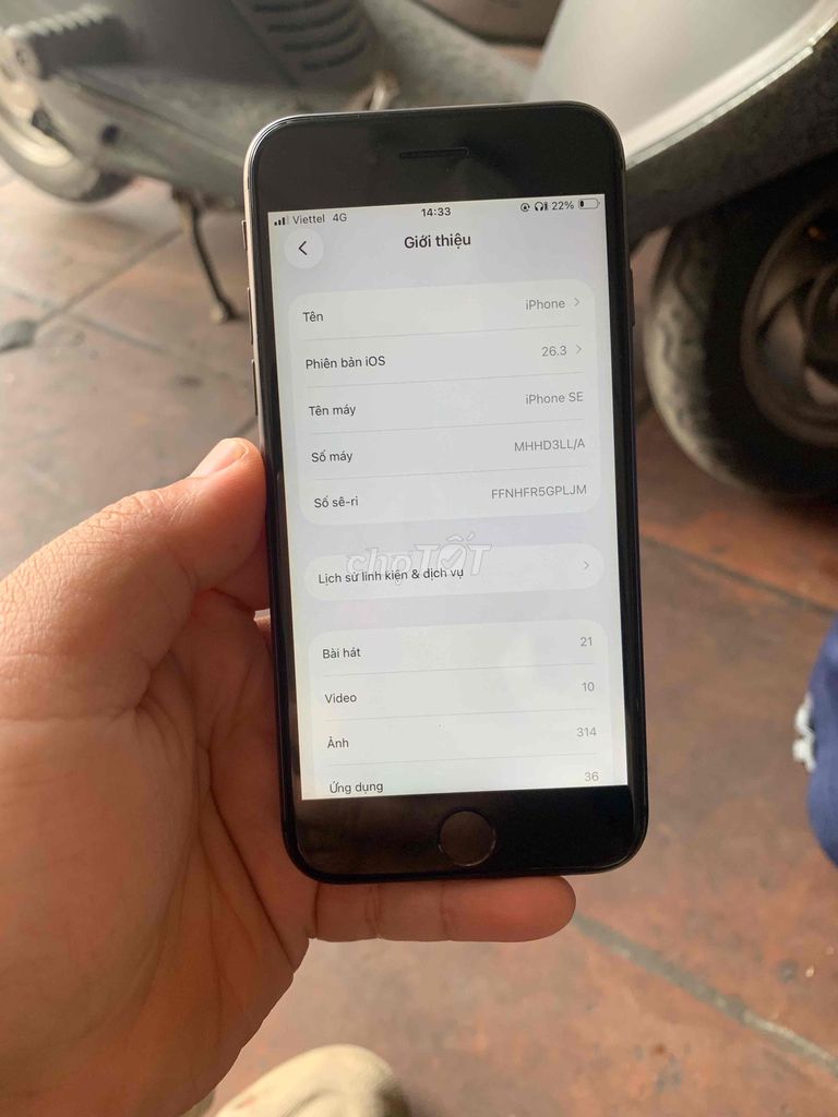 Apple iPhone SE 2 64GB Đen Đã sử dụng. Mua bán Điện thoại tại Quận Đống Đa Hà Nội được đăng bởi Annie Phạm hình 1