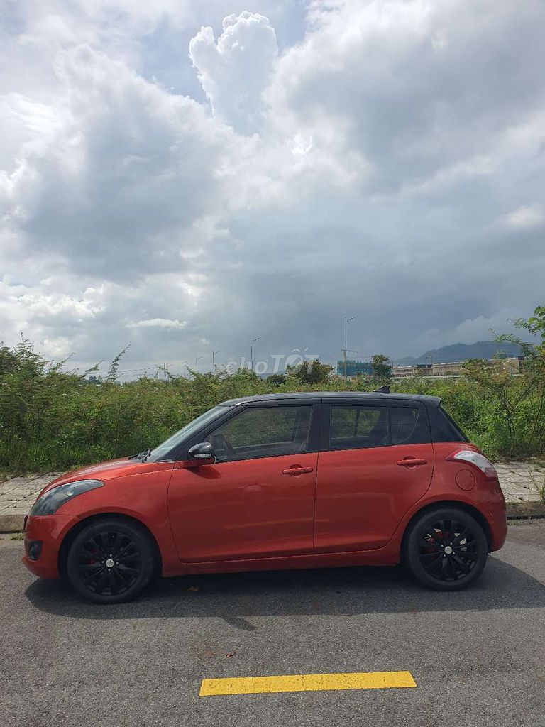Suzuki Swift 2015 Оранжевый 168 000 км
