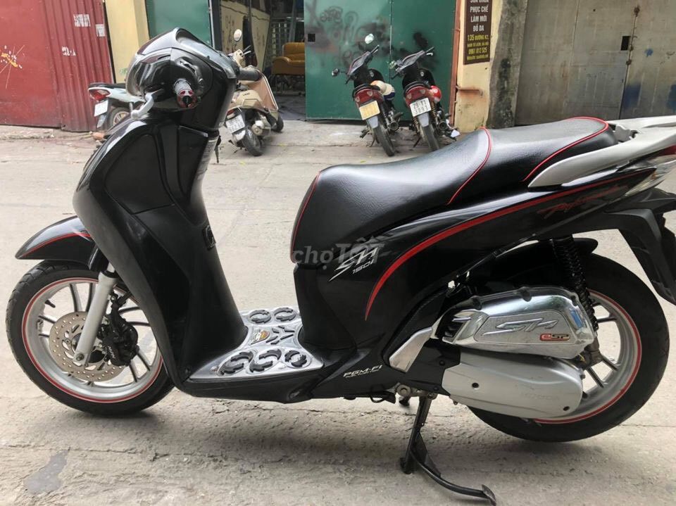 Honda SH 125i Việt nguyên bản chính chủ 2017 mới. Mua bán Xe máy tại Quận Nam Từ Liêm Hà Nội được đăng bởi E Thuý hình 4