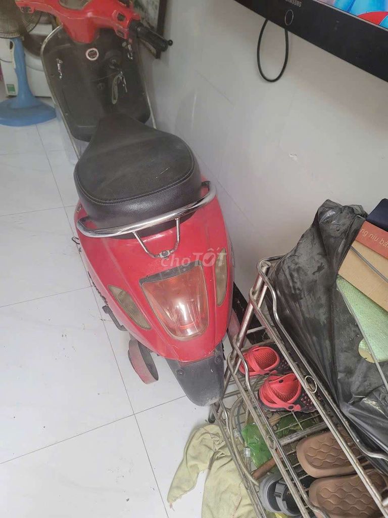 Thanh lý xe máy điện kiểu dáng vespa. Mua bán Xe điện tại Huyện Châu Thành Tiền Giang được đăng bởi Tan Dat hình 5