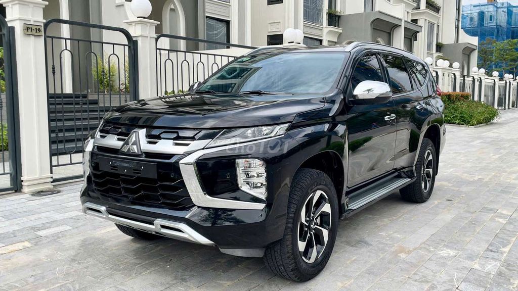 Pajero Sport 3.0 V6 máy xăng cao cấp nhất. Mua bán Ô tô tại Quận Bắc Từ Liêm Hà Nội được đăng bởi Trung Auto 26 Phạm Văn Đồng hình 2
