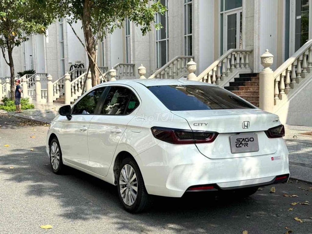 Honda City 2024 L 1.5 AT - 27000 km. Mua bán Ô tô tại Thành phố Dĩ An Bình Dương được đăng bởi Hiển phạm hình 6